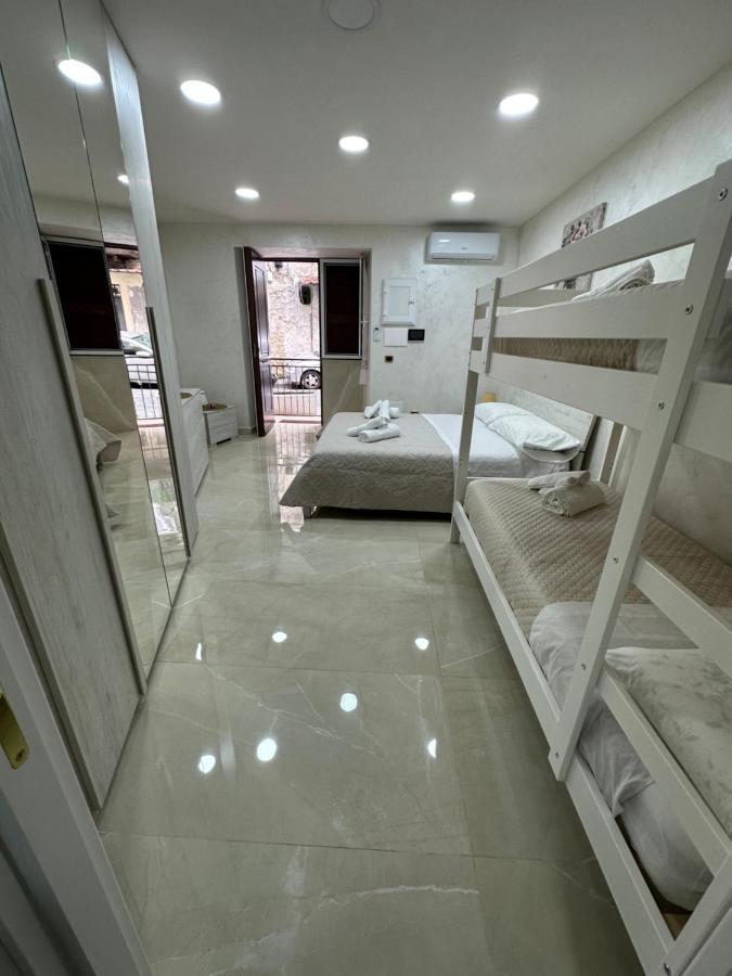 Chloehouse * Napoli
